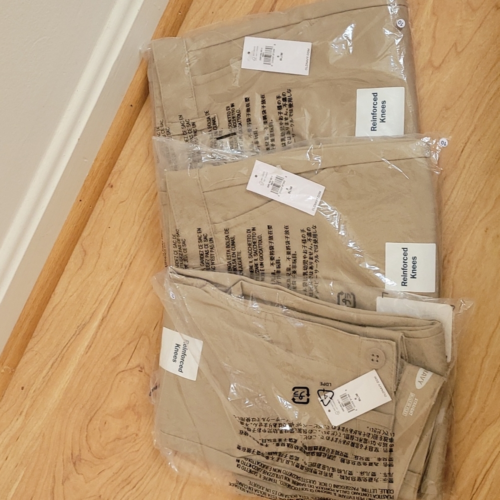 Old Navy boys khaki pants (for school uniform)